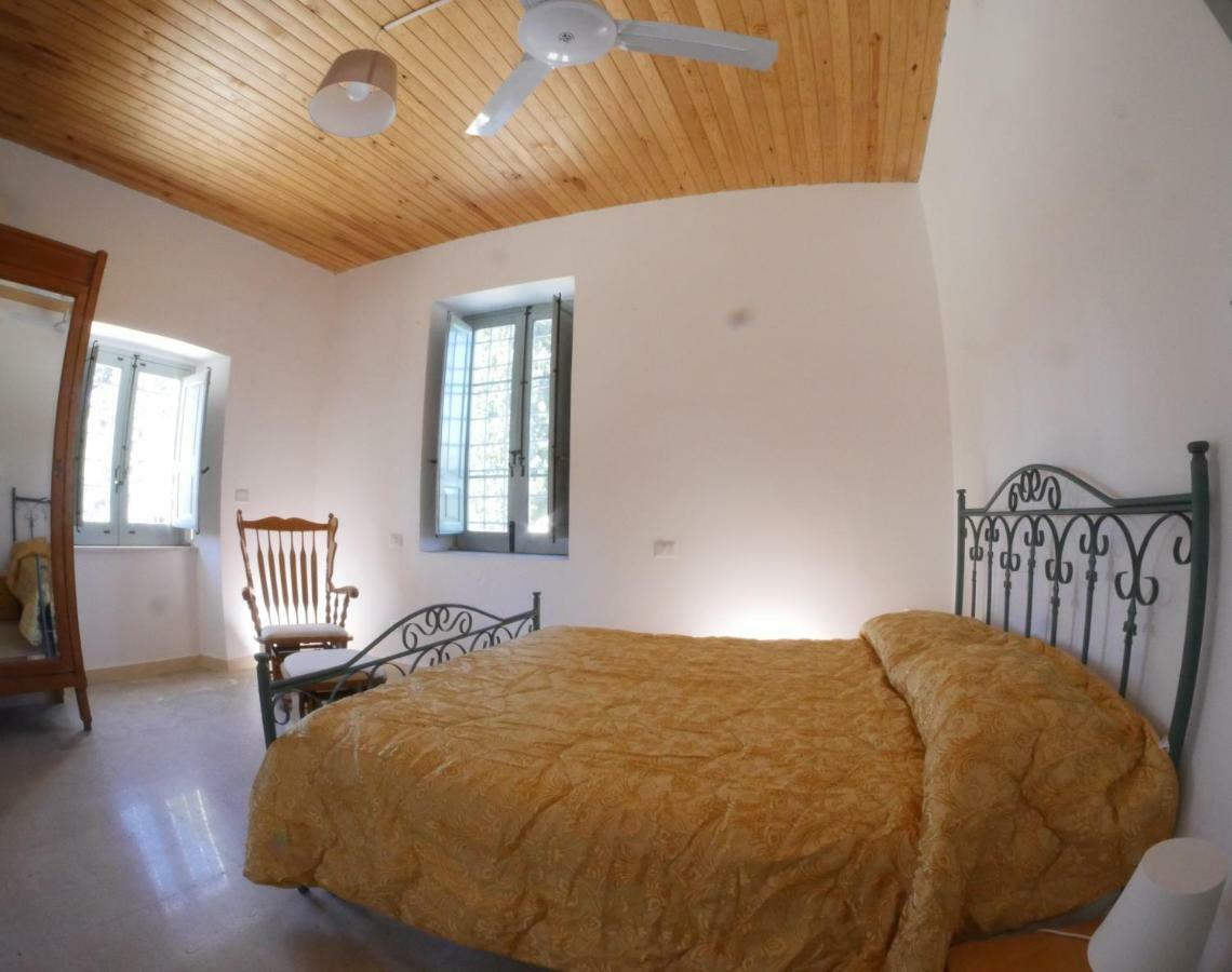 La Casa Del Miele Di Borgo Carbone Villa Локри Екстериор снимка